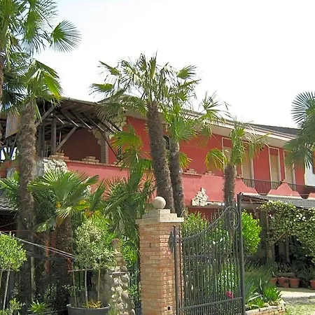 Le Palme D'oro Bed & Breakfast 3*