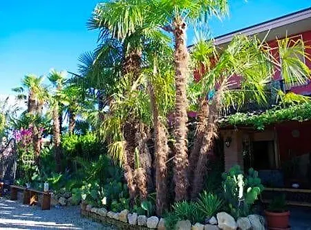 Le Palme D'oro Bed & Breakfast